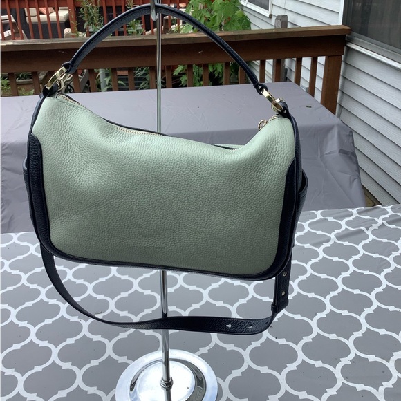 Kate Spade - Picture 2 of 2